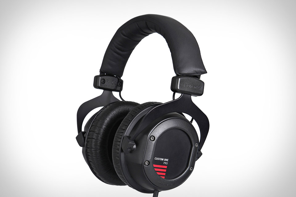 Наушники Beyerdynamic Custom One Pro