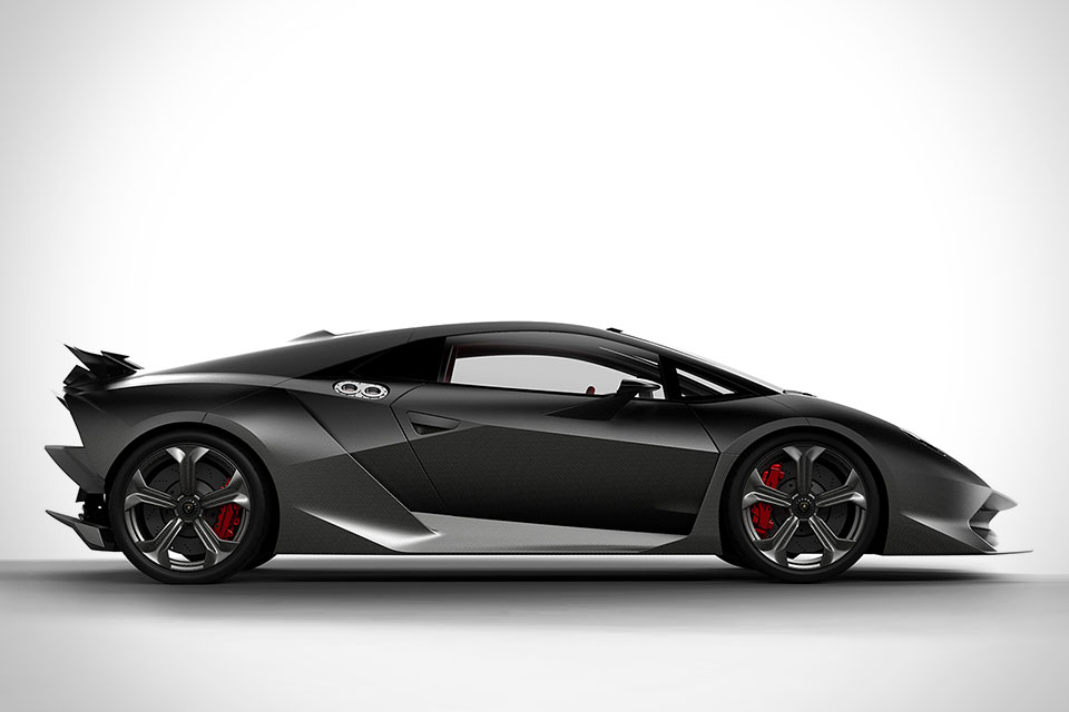 Суперкар Lamborghini Sesto Elemento