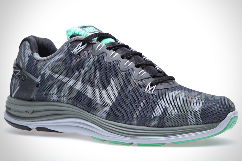Камуфляжные кроссовки Nike Lunar 5 Ext