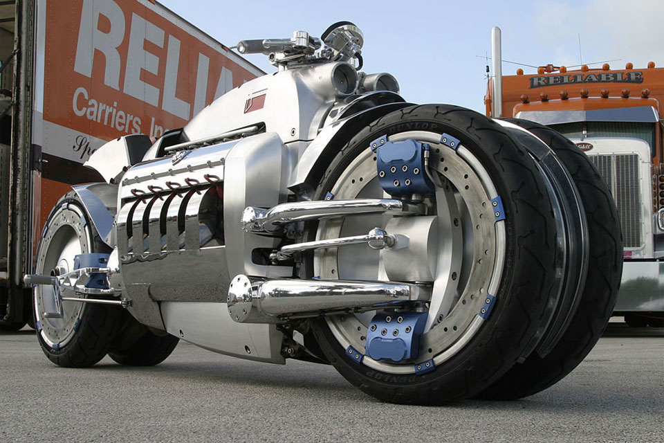 Адский мотоцикл Dodge Tomahawk