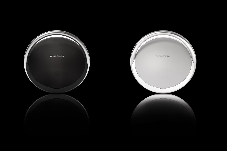 Беспроводная акустика Harman Kardon Onyx с поддержкой Bluetooth, AirPlay и DLNA