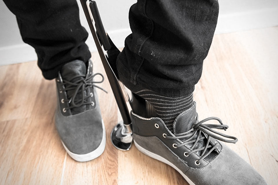 Рожок для обуви Unikia Shoe Helper с подставкой