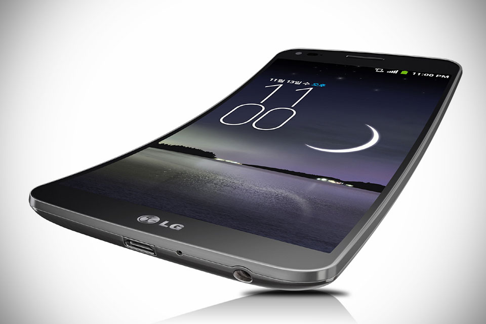 Гнутый смартфон LG G Flex с самовосстанавливающимся покрытием корпуса