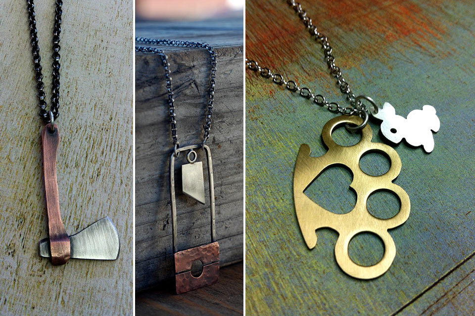 Миниатюрное оружие-украшение Arrok’s Weapons Jewelry на цепочке