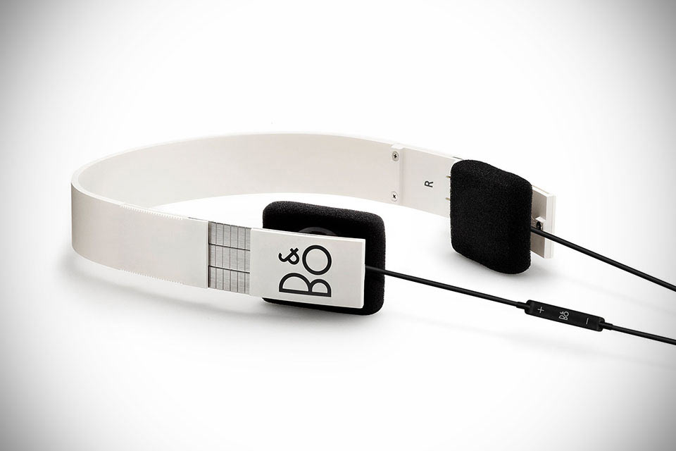 Обновленные наушники-ветераны B&O Play Form 2i