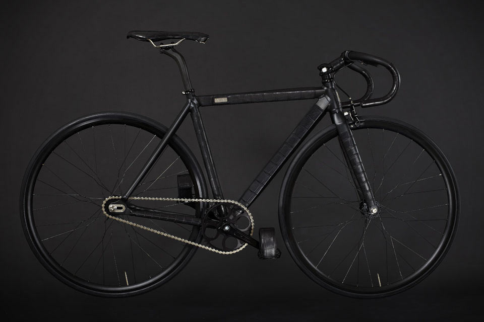 Отделанный крокодиловой кожей велосипед Fixie Bicycle