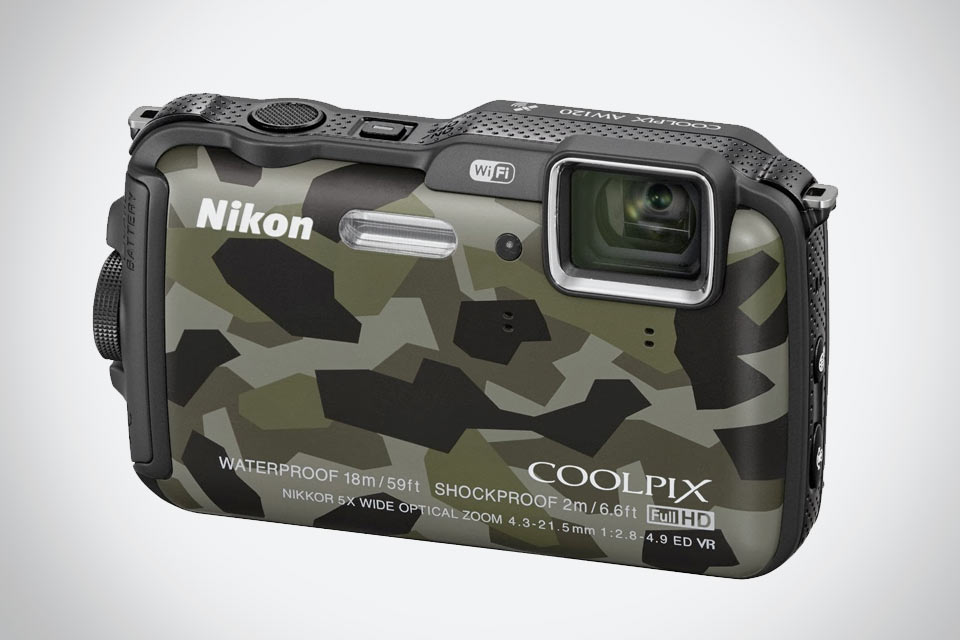 Экстремальная «мыльница» Nikon Coolpix AW 120