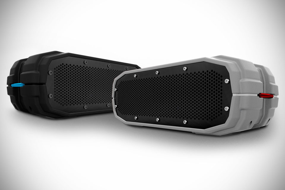 Мощно защищенная портативная колонка Braven BRV-X
