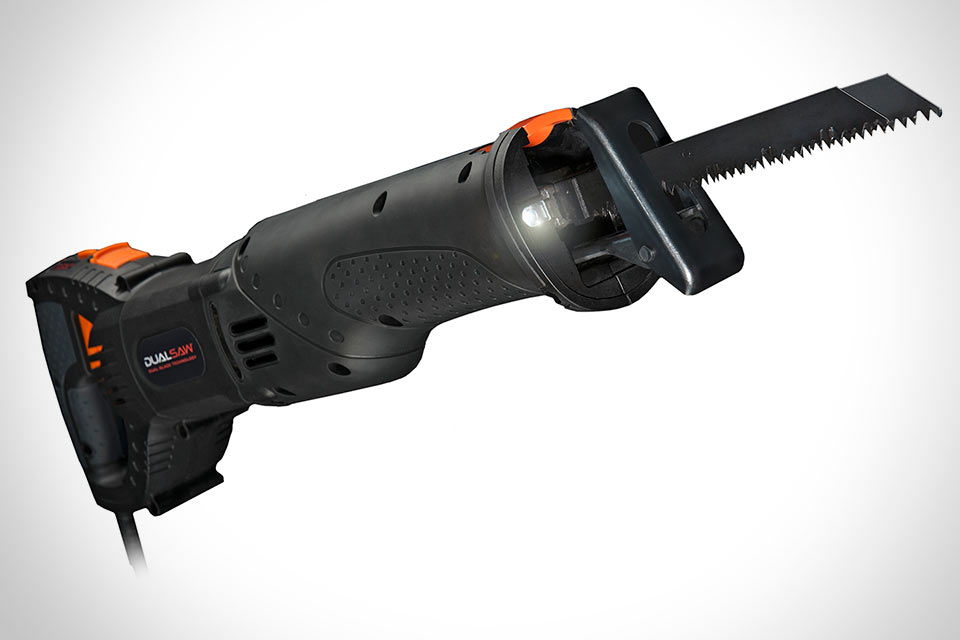 Первая в мире сабельная пила DualSaw RS1200 с двумя лезвиями