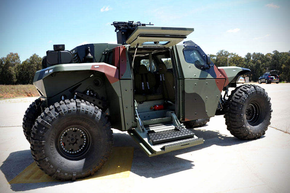 Военный автомобиль Combat Guard AFV из Израиля