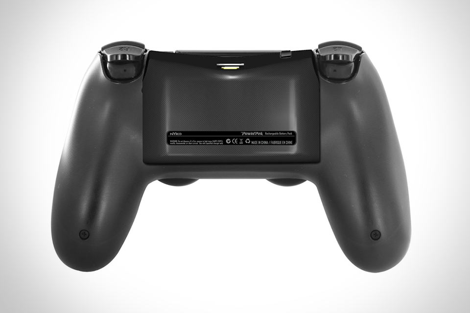 Расширитель батареи Nyko Power Pak для джойстика PlayStation 4