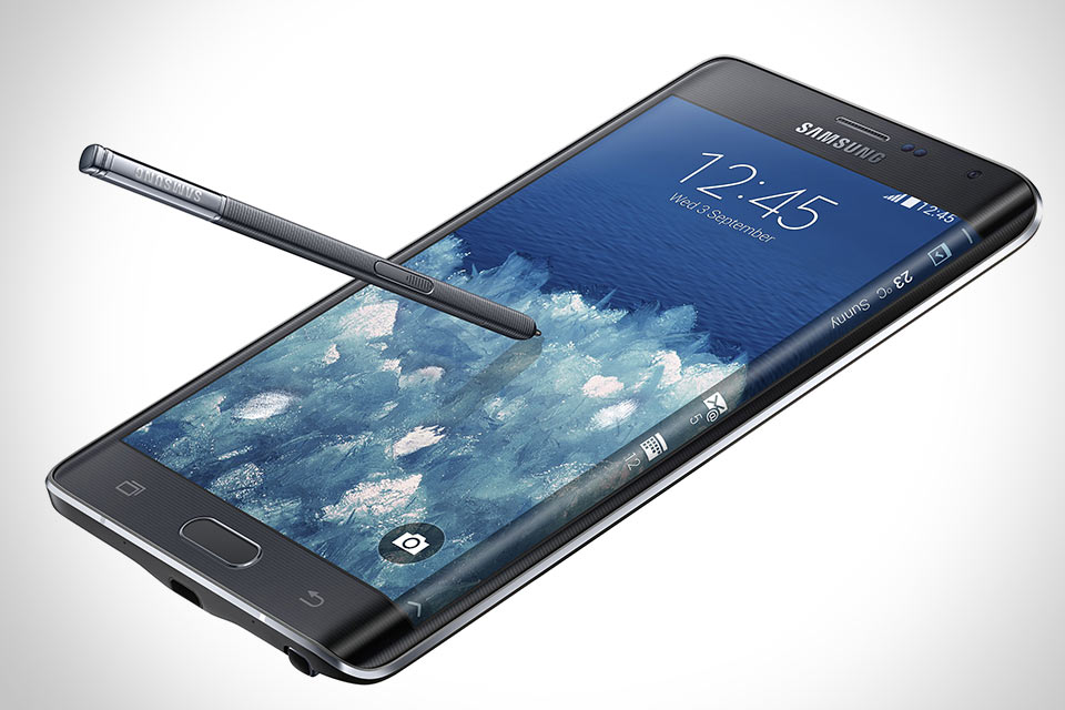 Планшетофон Samsung Galaxy Note Edge с загнутым дисплеем