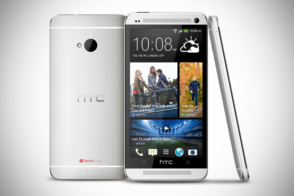 Самый флагманский смартфон HTC One