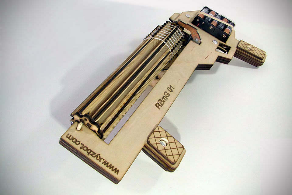 Стреляющий денежными резинками пулемет Rubber Band Machine Gun
