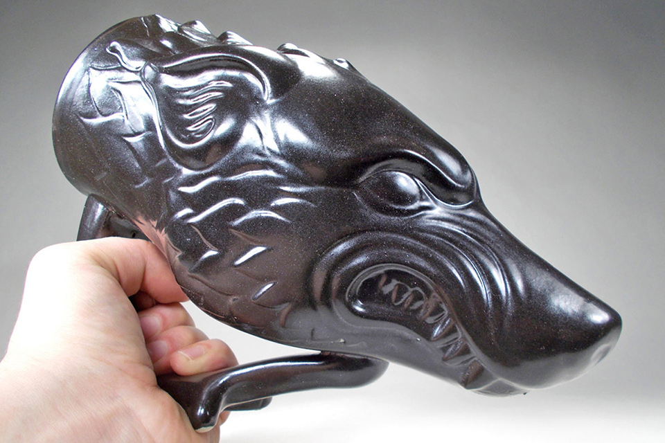 Кружка-рог Black Wolf Mug в форме волчьей головы